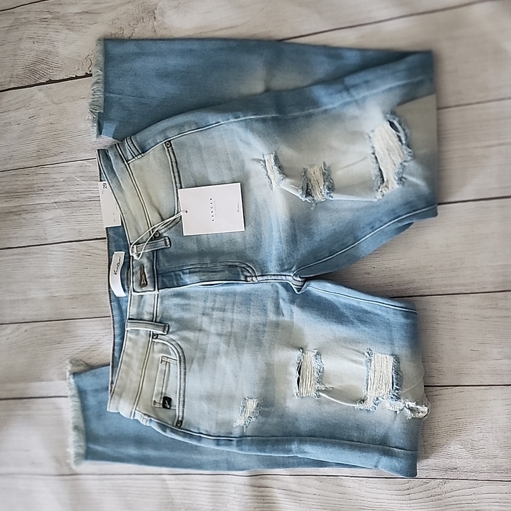 NWT KANCAN Skinny Distressed Size 11